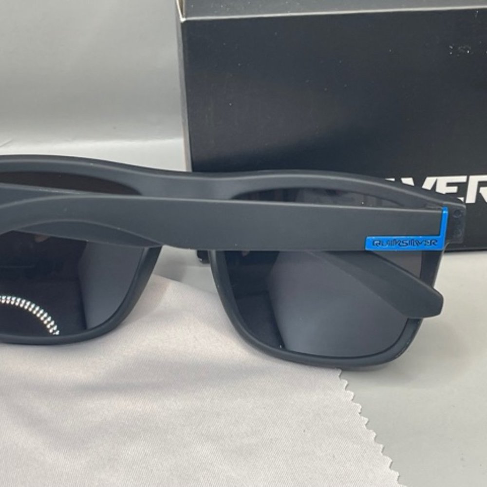 TWO New Quicksilver Sunglass Set. - Picture 6 of 6